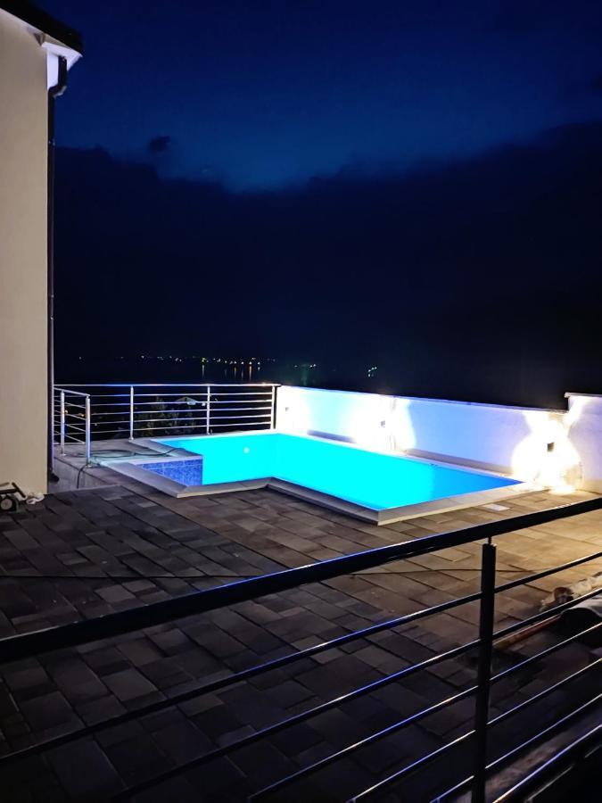 Apartmani Ima โรวานิสกา ภายนอก รูปภาพ
